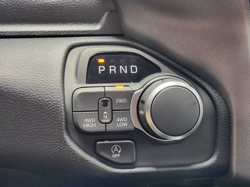 New 2026 RAM 1500 Express AWD/4WD image 19