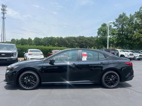 New 2026 Toyota Camry SE FWD image 8