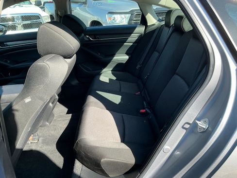 Used 2022 Honda Accord LX image 17