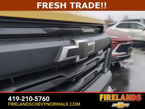 Used 2023 Chevrolet Colorado Trail Boss w/ Technology Package image 6