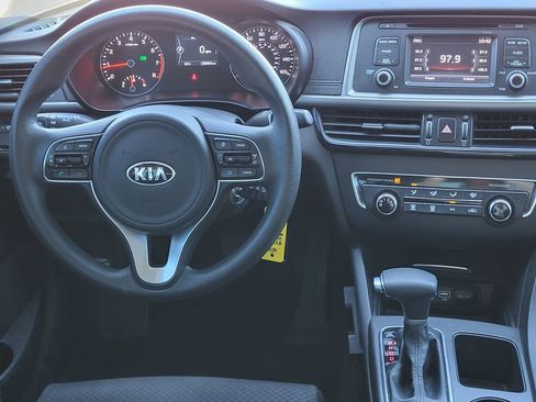 Used 2017 Kia Optima LX w/ Driver Convenience Package image 23