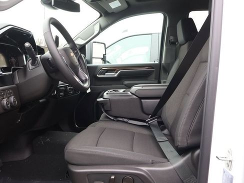 New 2026 Chevrolet Silverado 3500 LT w/ Convenience Package AWD/4WD image 12