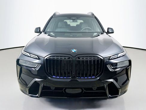 New 2027 BMW X7 xDrive40i w/ Executive Package AWD/4WD image 2