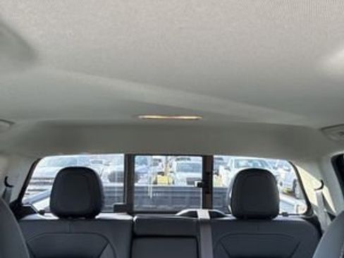 Used 2022 Chevrolet Colorado ZR2 image 32