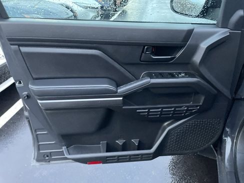 Certified 2024 Toyota Tacoma SR5 image 18