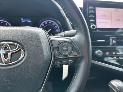 Used 2021 Toyota Camry SE FWD image 22