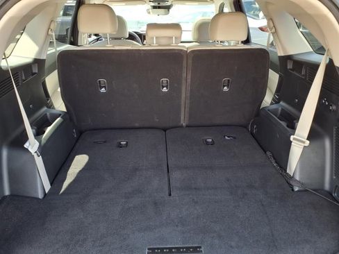 Certified 2022 Kia Sorento S w/ Panoramic Sunroof Package image 13