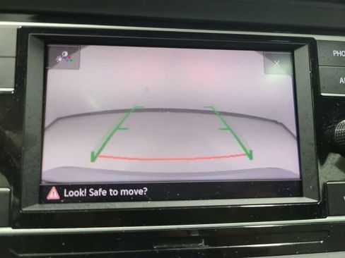 Used 2021 Volkswagen Jetta R-Line FWD image 3