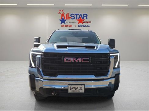 Used 2024 GMC Sierra 3500 Pro image 2