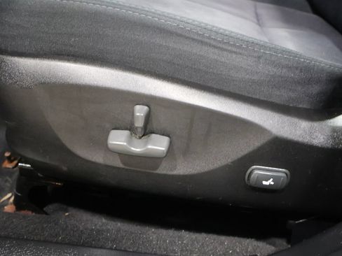 Used 2010 Subaru Forester 2.5X Premium AWD/4WD image 18