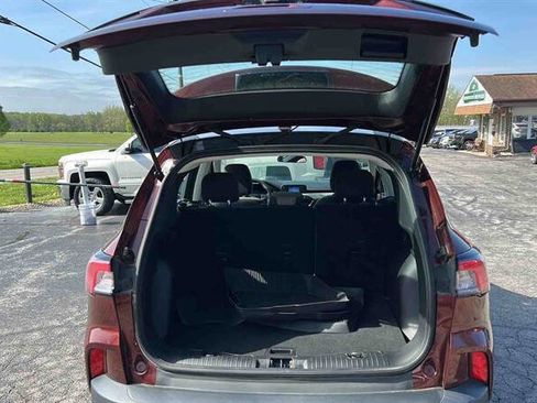 Used 2021 Ford Escape S image 22