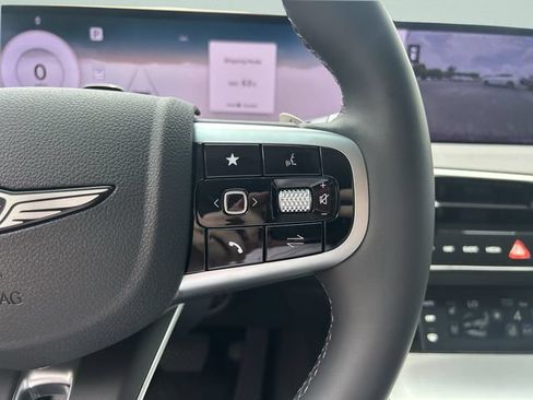 New 2026 Genesis GV70 2.5T Advanced AWD/4WD image 33
