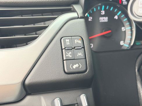 Used 2016 Chevrolet Suburban LTZ AWD/4WD image 35