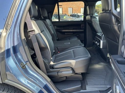 Used 2018 Ford Expedition XLT w/ Equipment Group 202A image 15