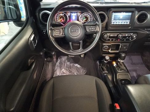 Used 2022 Jeep Wrangler Unlimited Sport image 14