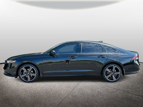 Used 2026 Honda Accord SE image 3