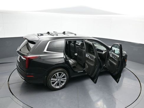 Used 2024 Cadillac XT6 Premium Luxury image 46