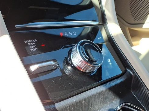 New 2026 Jeep Grand Cherokee Limited AWD/4WD image 10