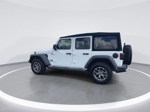 Used 2024 Jeep Wrangler Unlimited Sport AWD/4WD image 6
