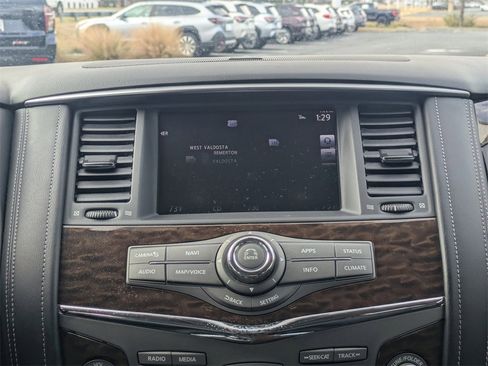 Used 2019 Nissan Armada SL w/ Premium Package image 19