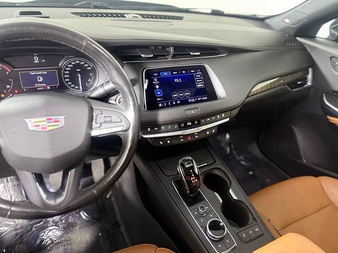 Used 2023 Cadillac XT4 Premium Luxury w/ Sun And Sound Package AWD/4WD image 17