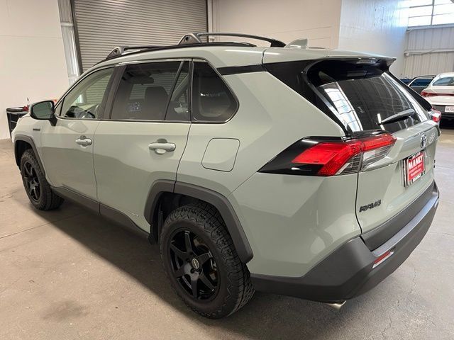 Used 2021 Toyota RAV4 XLE w/ Convenience Package AWD/4WD image 5