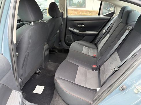 Used 2024 Nissan Sentra SR FWD image 6