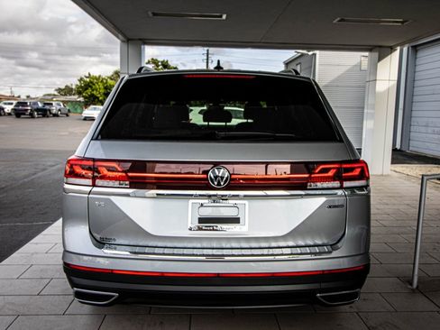 New 2026 Volkswagen Atlas SE image 14