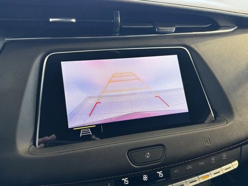 Used 2019 Cadillac XT4 Sport image 3