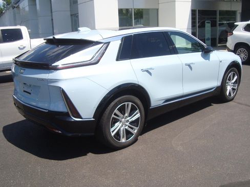 Used 2024 Cadillac Lyriq Tech w/ Driver Assist Package AWD/4WD image 4