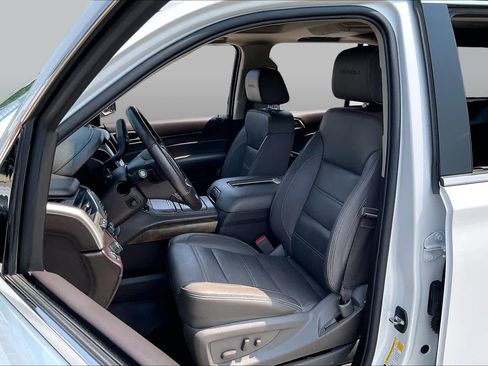 Used 2018 GMC Yukon Denali w/ Open Road Package RWD image 8