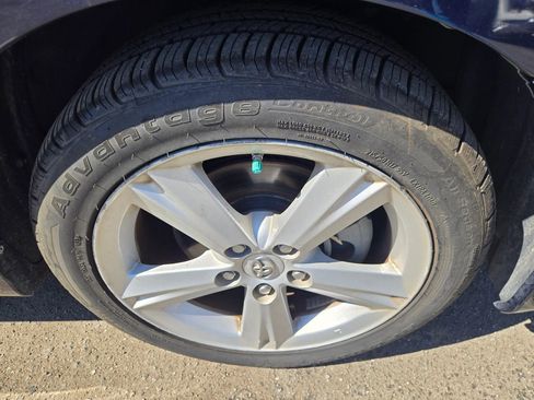 Used 2010 Toyota Matrix S image 24