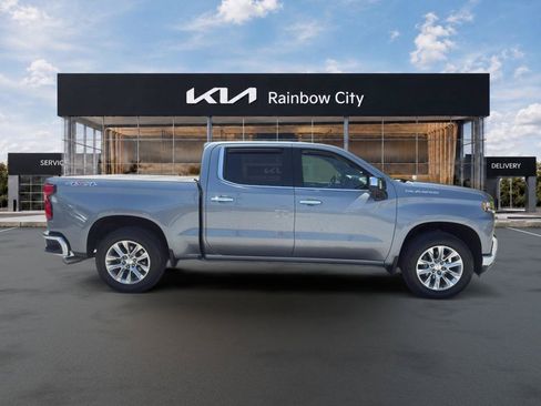 Used 2019 Chevrolet Silverado 1500 LTZ w/ LTZ Plus Package AWD/4WD image 4
