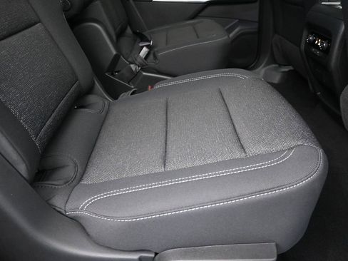 New 2026 Chevrolet Traverse LT image 22