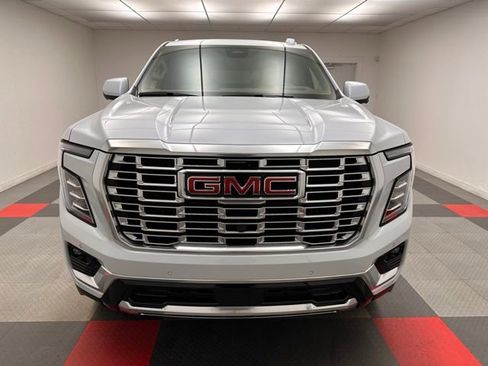 New 2026 GMC Yukon Denali image 2