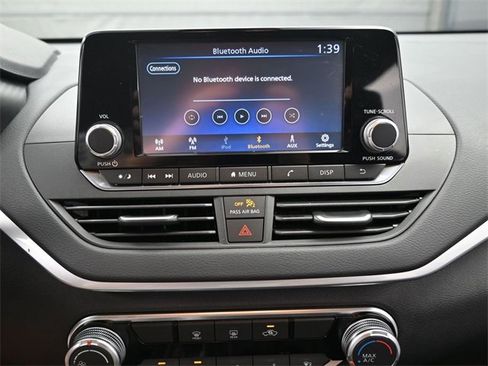 Used 2022 Nissan Altima 2.5 S w/ Driver Assist Package image 17