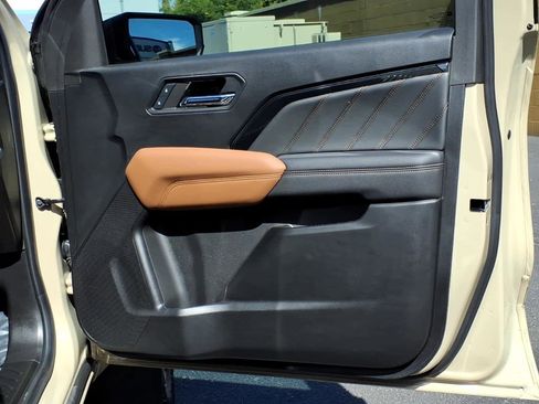 Used 2024 GMC Canyon AT4 w/ AT4 Premium Package image 23