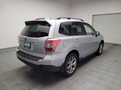 Used 2016 Subaru Forester 2.5i Touring AWD/4WD image 9