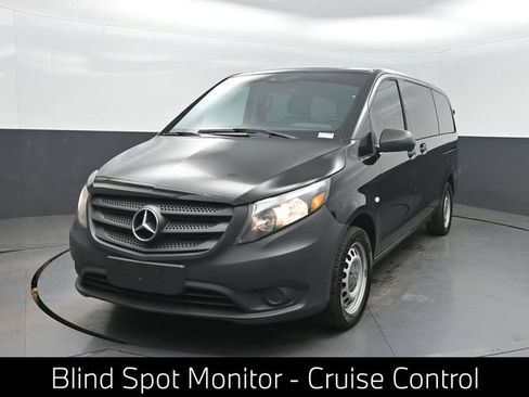 Used 2020 Mercedes-Benz Metris Passenger image 1