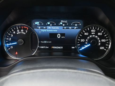 Used 2015 Ford F150 Lariat w/ Equipment Group 501A Mid AWD/4WD image 27