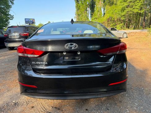 Used 2018 Hyundai Elantra SEL FWD image 6
