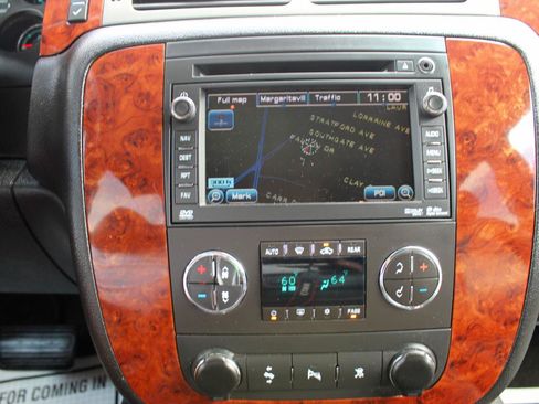Used 2011 Chevrolet Tahoe LT AWD/4WD image 36