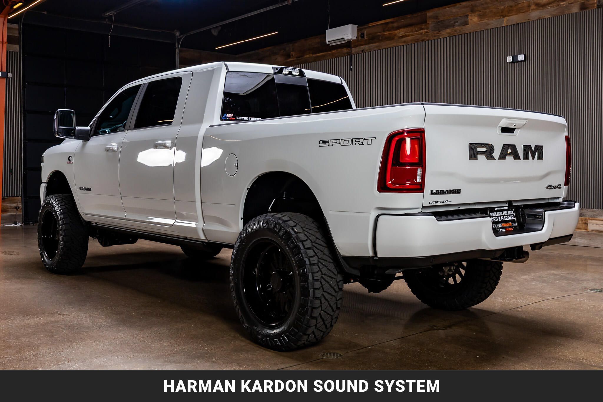 Used 2025 RAM 2500 Laramie AWD/4WD image 7