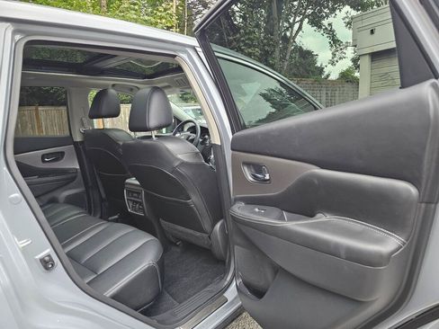 Used 2023 Nissan Murano SL w/ SL Moonroof Package AWD/4WD image 15