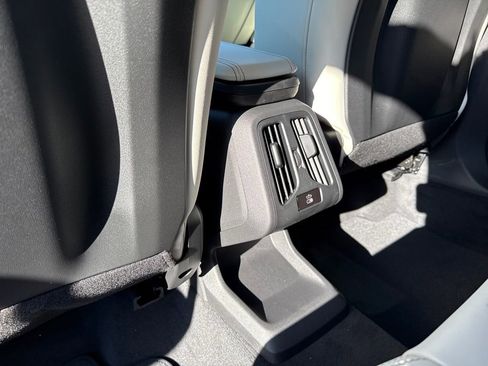 New 2026 BMW X1 xDrive28i image 21