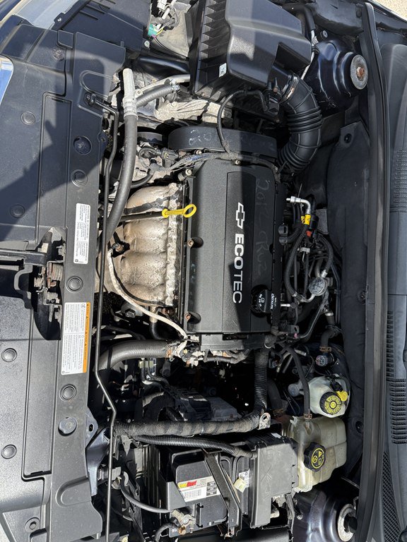 Used 2015 Chevrolet Cruze LS FWD image 19