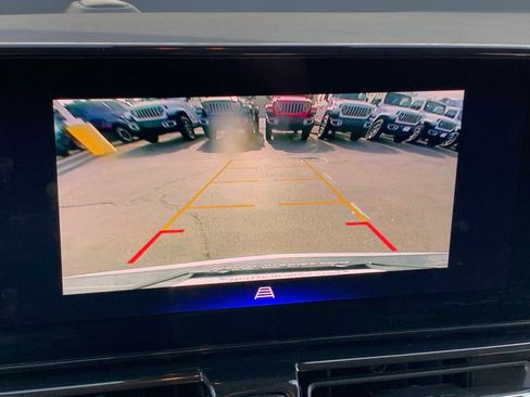 Used 2025 Chevrolet TrailBlazer LT image 17