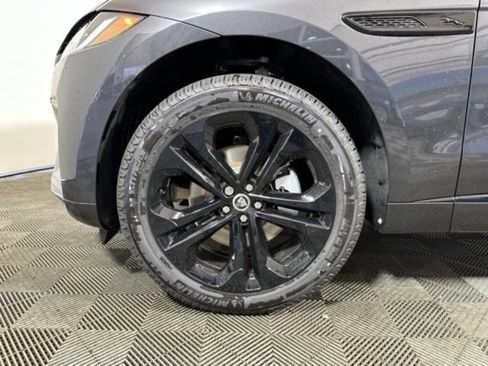 New 2026 Jaguar F-PACE R-Dynamic S image 10