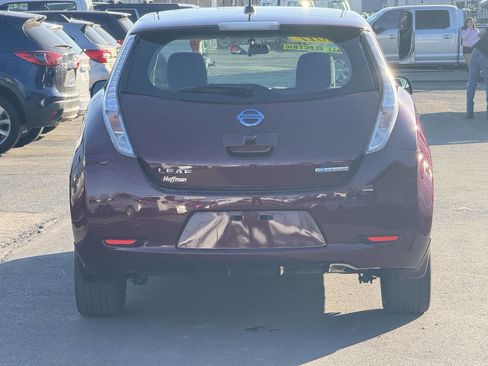 Used 2017 Nissan Leaf SV FWD image 8