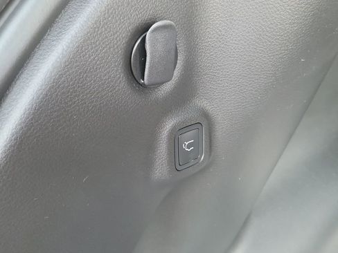 New 2026 Jeep Compass Limited image 20